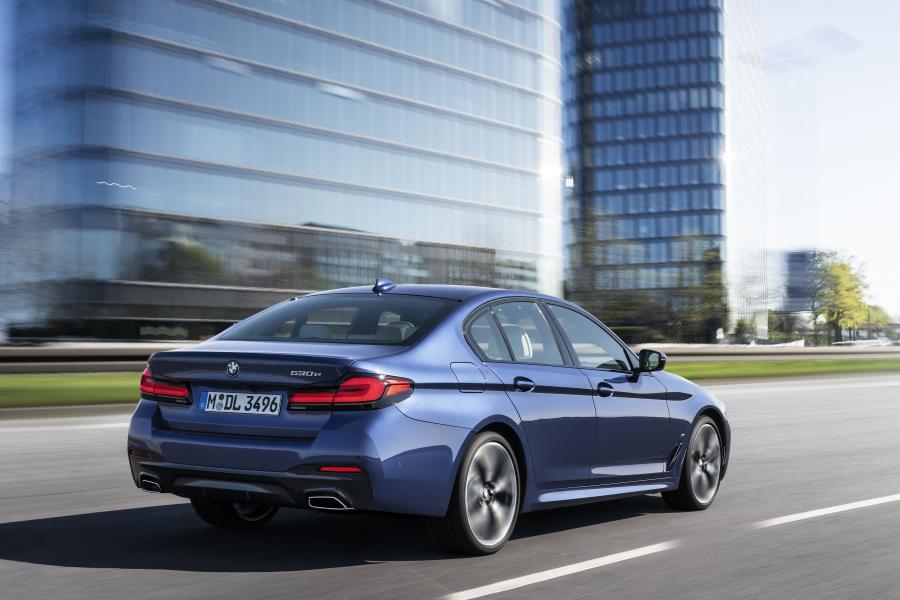  BMW 530e xDrive M Sport (G30) 2020 года  (WW) (фото 10 из 78)